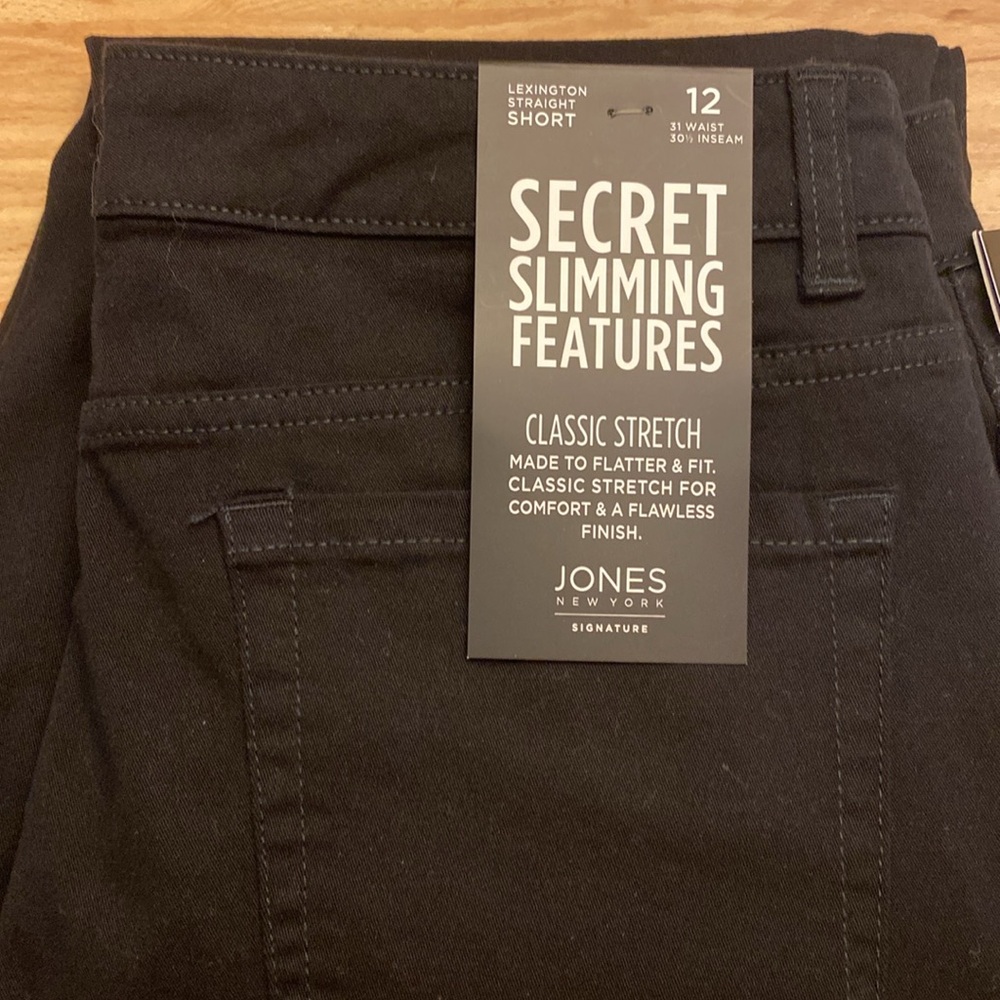 NWT Jones New York Signature Women's Lexington Straight Jeans - Size 12 - Picture 4 of 5
